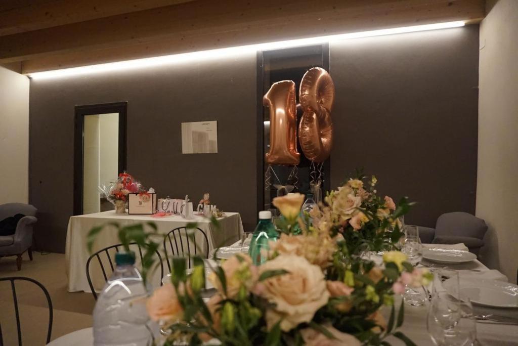 Tenuta Di Ghizzano Resort Ngoại thất bức ảnh